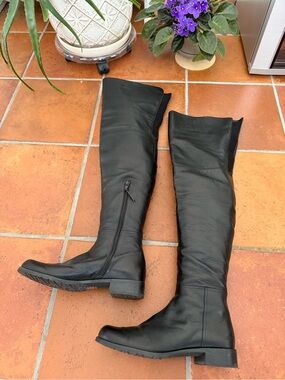 Stuart Weitzman Black Leather Over-the-Knee Boots - Size 8.5